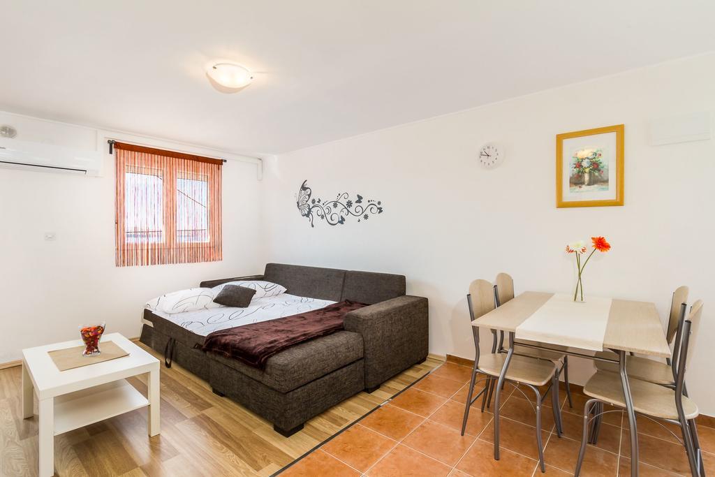 Apartmani Bregovec ماسلينتسا المظهر الخارجي الصورة